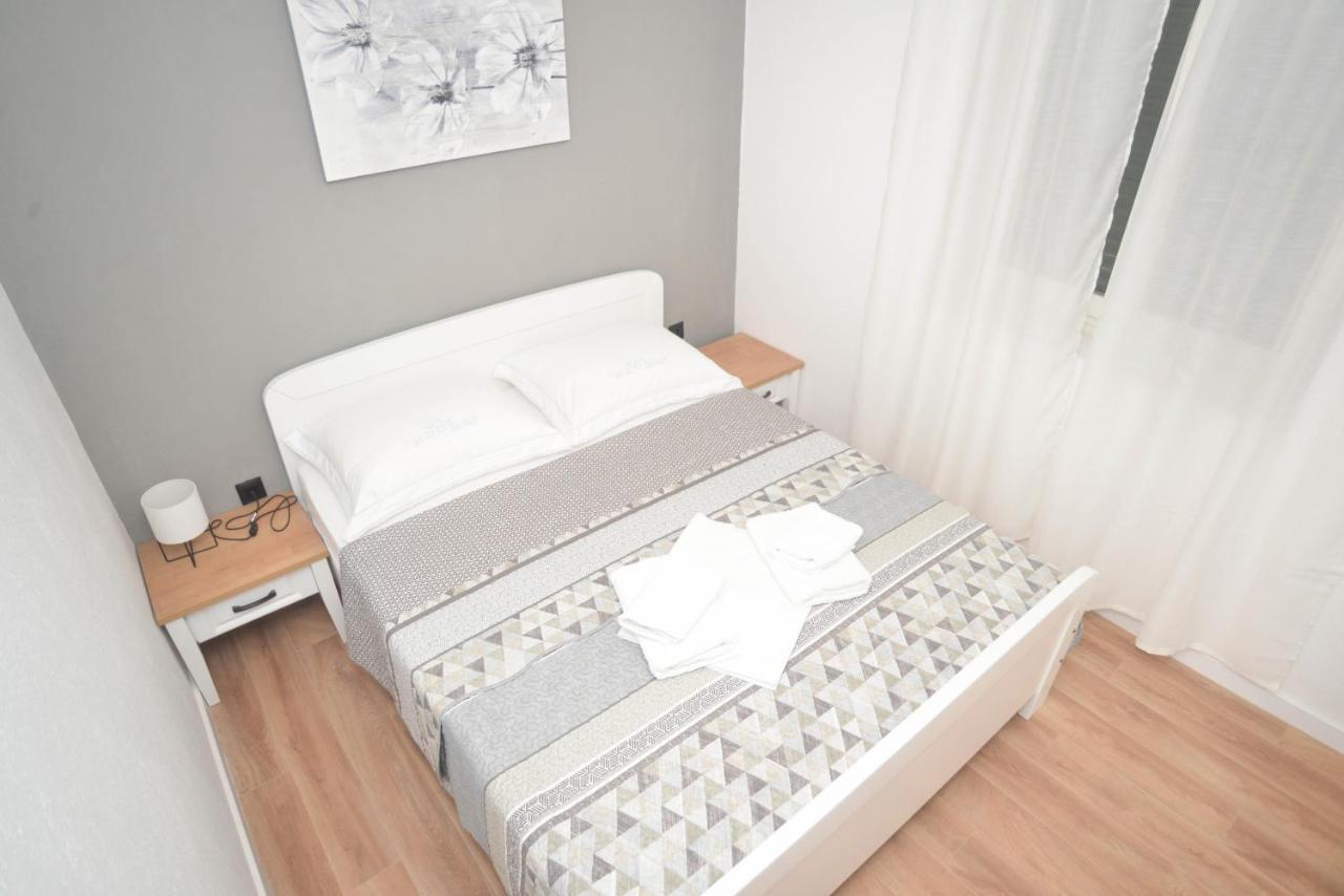 Apartment Ante Biograd Na Moru Esterno foto