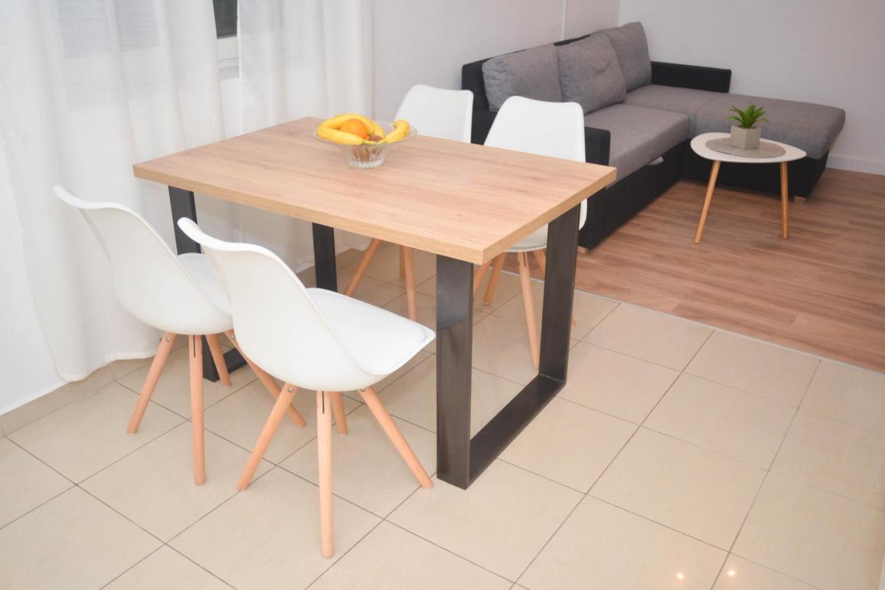Apartment Ante Biograd Na Moru Esterno foto